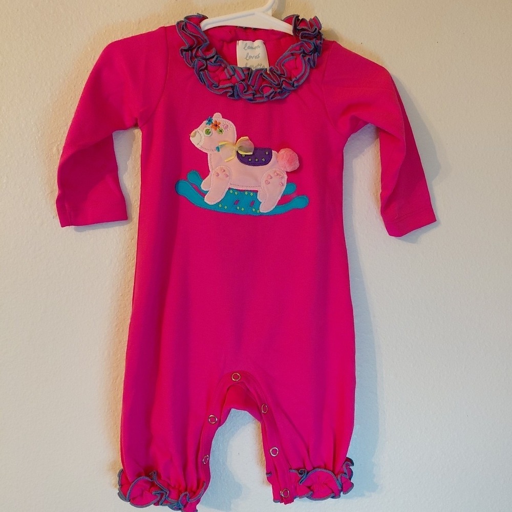 NWOT Lemon Loves Layette  Romper 3-6 Ruffle Cotton Peru Snap Sleeper Rocking